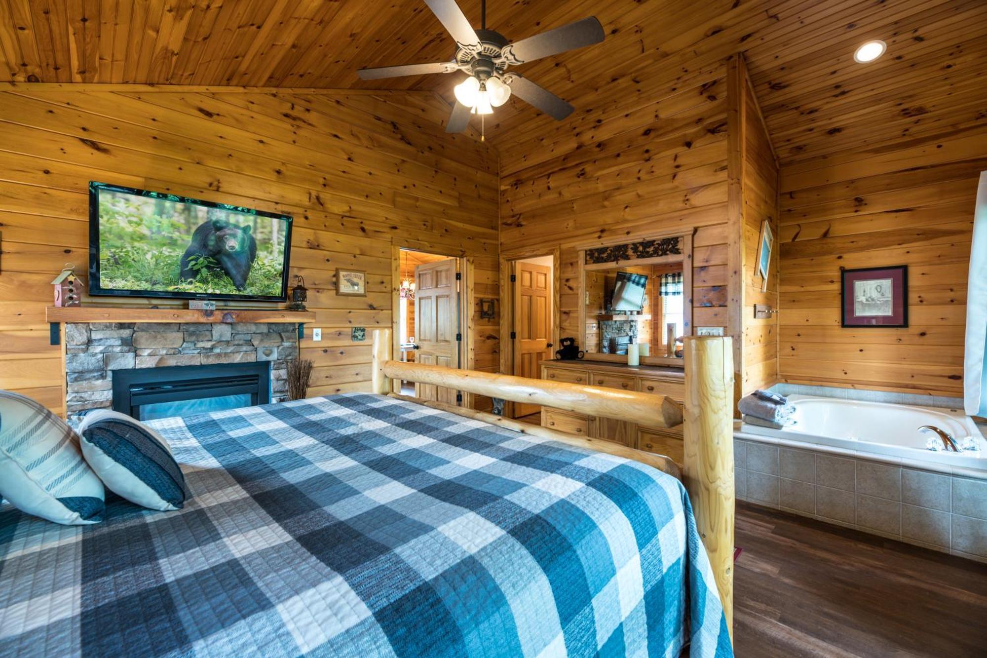 Black Bear Cove Гатлинбург Экстерьер фото